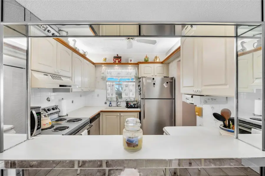 2998 Sunrise Lks Dr #115, Fort Lauderdale, FL 33322 - Image #3