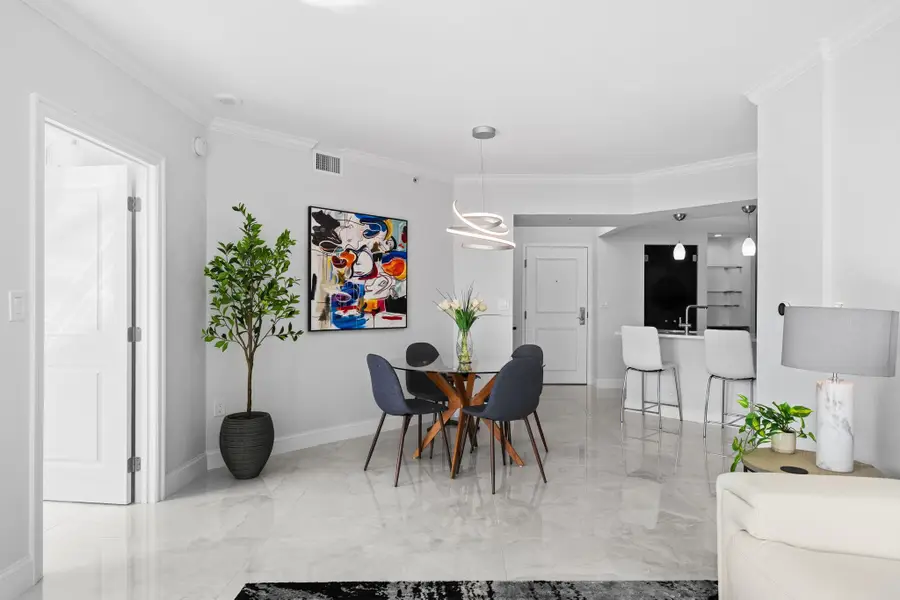 347 N New River #1010, Fort Lauderdale, FL 33301 - Image #3