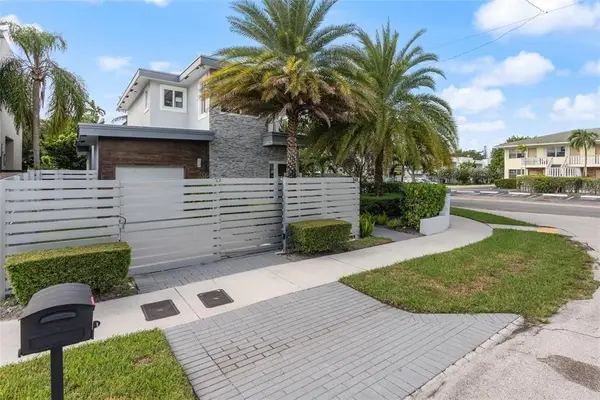 743 NE 17th Way, Fort Lauderdale, FL 33304