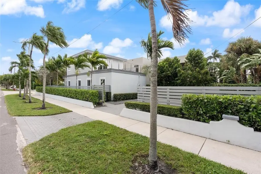 743 NE 17th Way, Fort Lauderdale, FL 33304 - Image #2