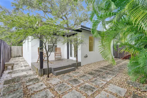 1125 SW 15th Ter, Fort Lauderdale, FL 33312