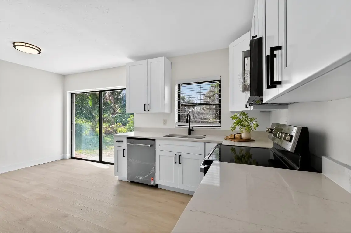 115 N 11th Street, Lantana, FL 33462 - Image #1