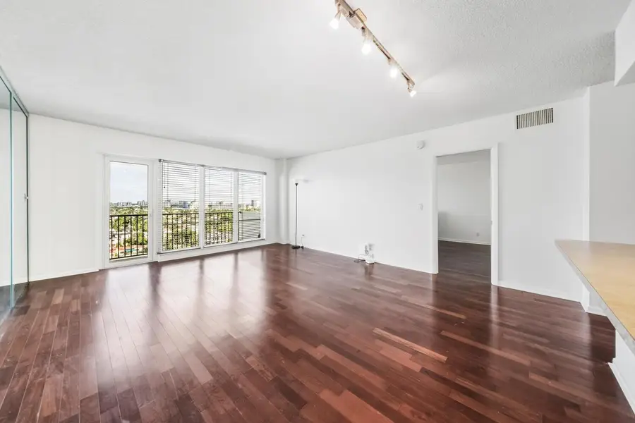 Address Withheld By Seller, Fort Lauderdale, FL 33301 - Image #2