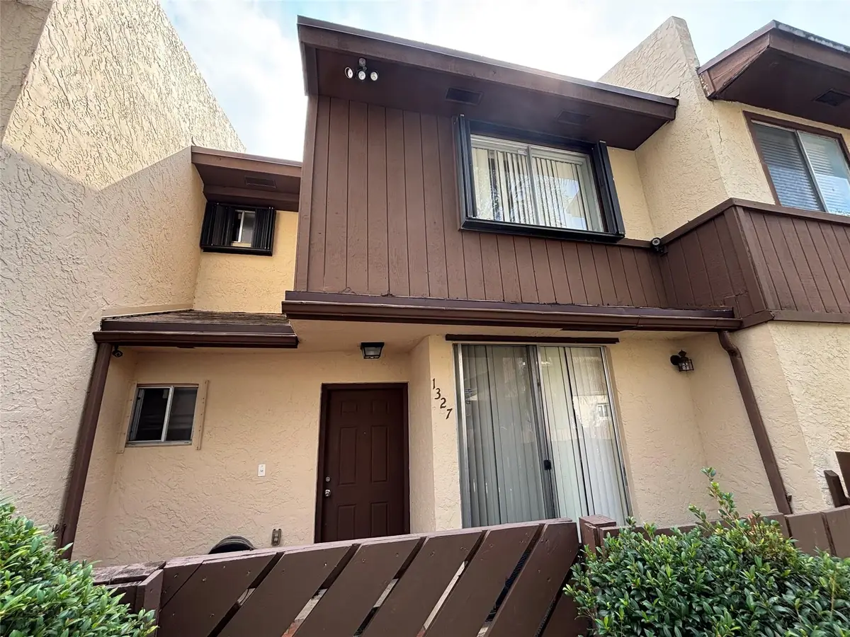 1327 Hampton Blvd #1327, North Lauderdale, FL 33068 - Image #1