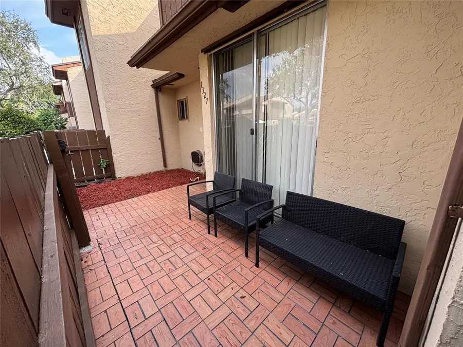 1327 Hampton Blvd #1327, North Lauderdale, FL 33068 - Image #2