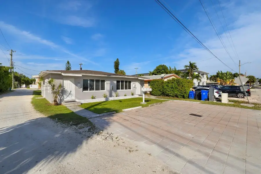 413-415 SE 23rd Street, Fort Lauderdale, FL 33316 - Image #3