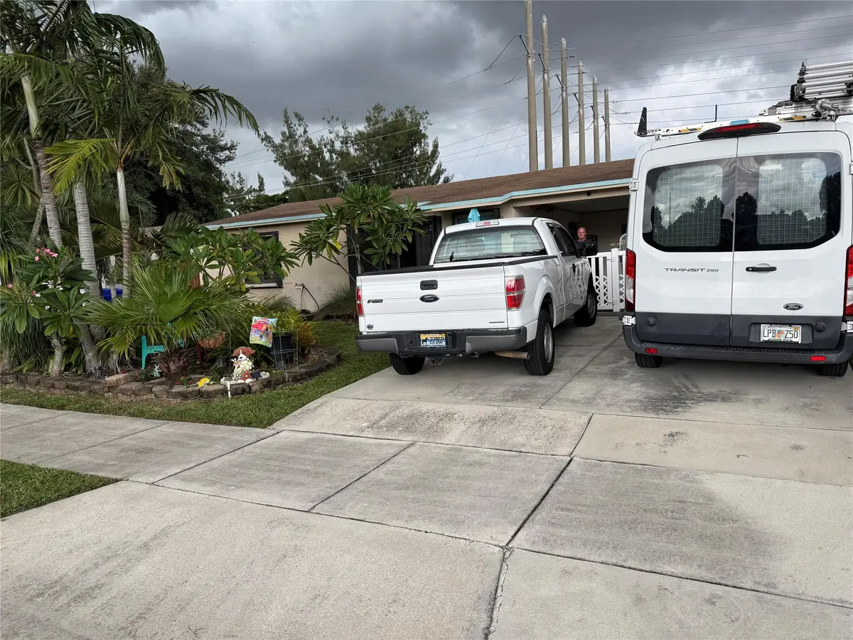 1821 SW 50th Ave, Fort Lauderdale, FL 33317 - Image #1