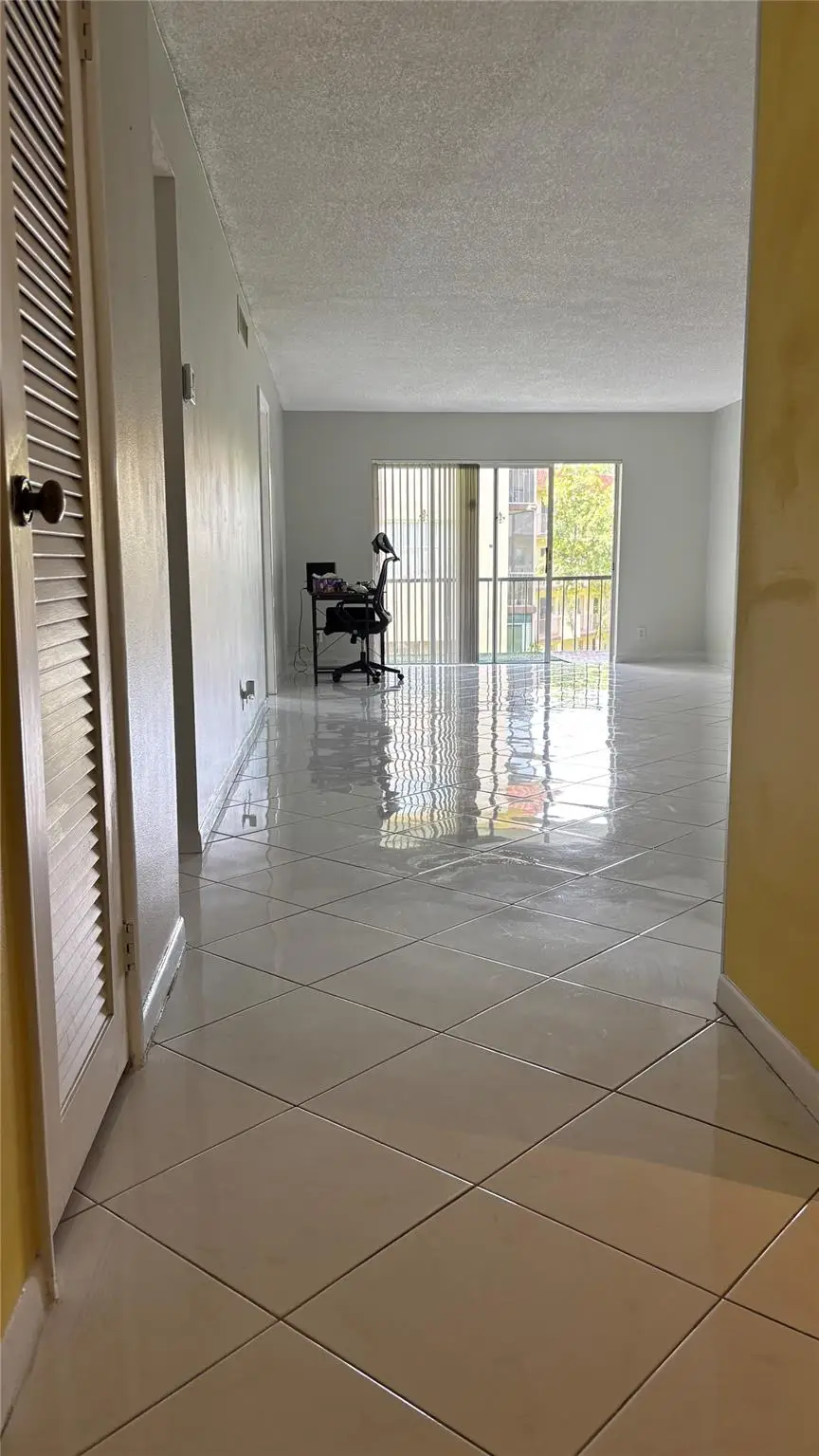 6300 S Falls Cir Dr #313, Lauderhill, FL 33319 - Image #3