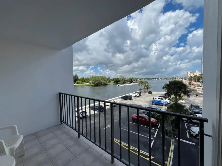 1400 S Ocean Dr #303, Hollywood, FL 33019 - Image #2