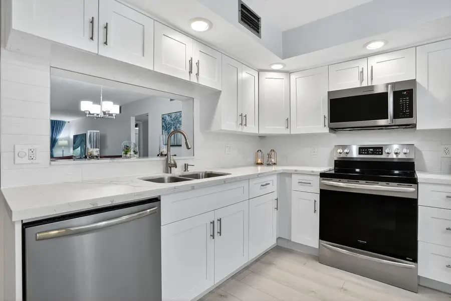 2302 Lucaya Ln #O1, Coconut Creek, FL 33066 - Image #3