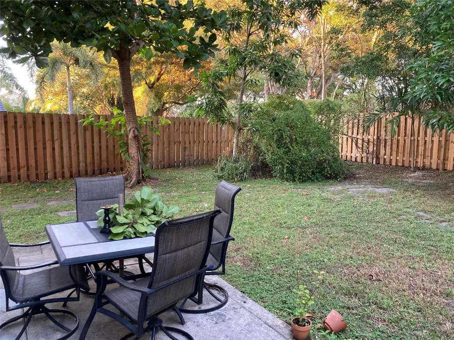 7932 Lakewood Cove Ct, Lake Worth, FL 33467 - Image #2