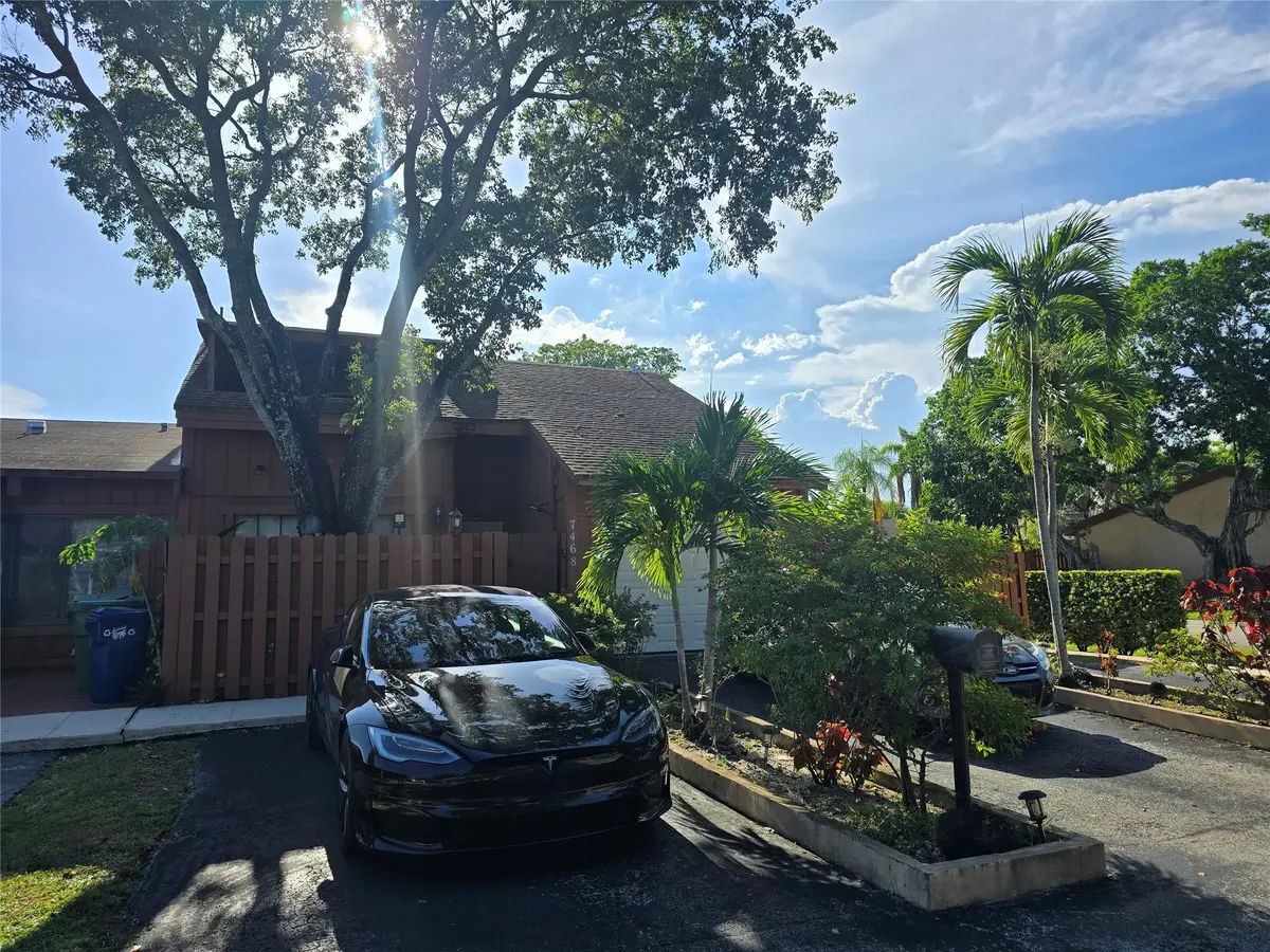 7468 E 33rd St #7468, Lauderhill, FL 33319 - Image #1