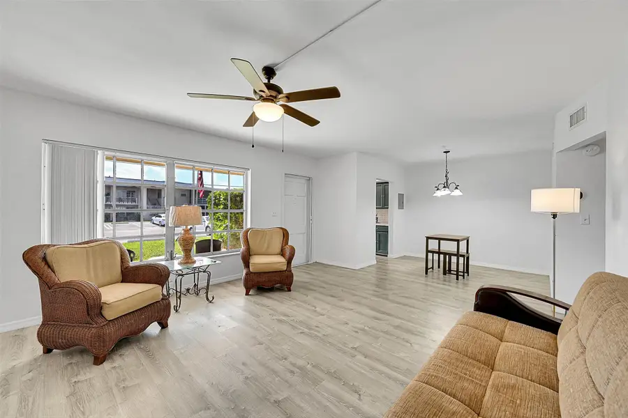 711 SE 7th Ave #3, Pompano Beach, FL 33060 - Image #3