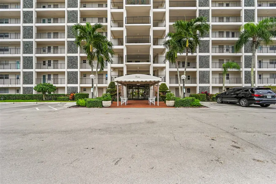 3100 N Palm Aire Dr #606, Pompano Beach, FL 33069 - Image #3