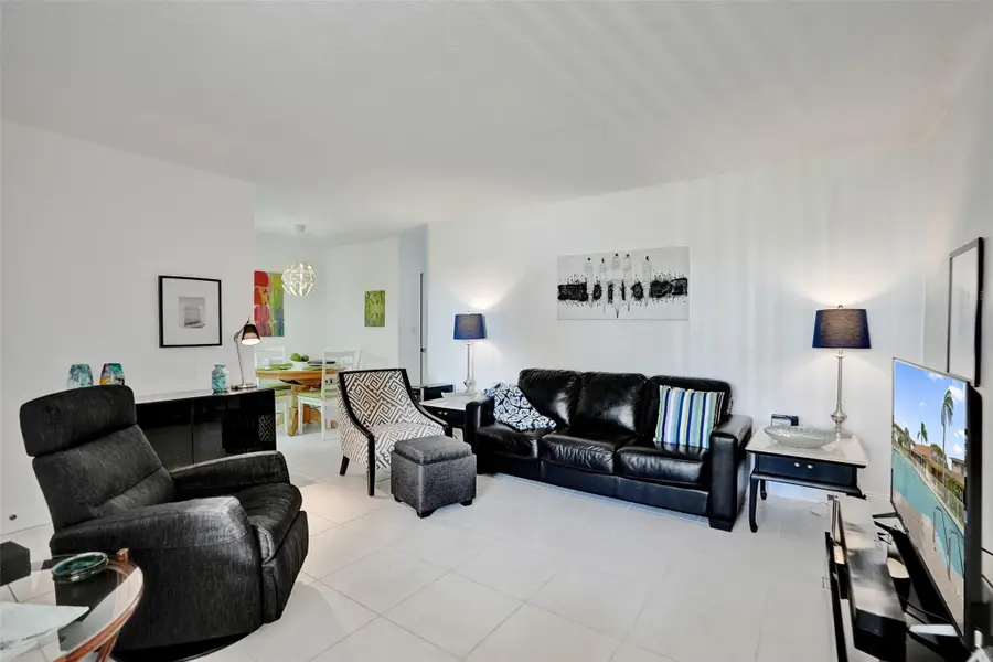 17001 NE 13th Ave #104, Miami, FL 33162 - Image #2