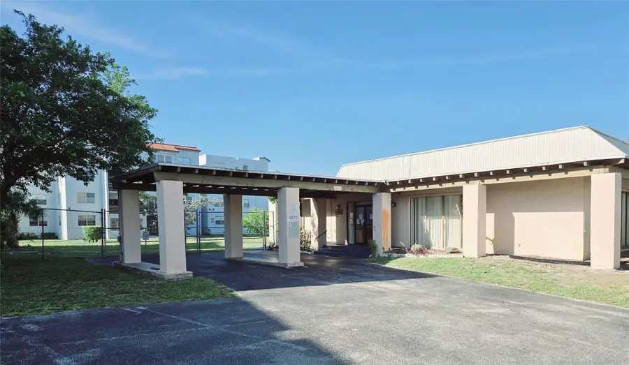 2860 Somerset Dr #317K, Fort Lauderdale, FL 33311 - Image #3