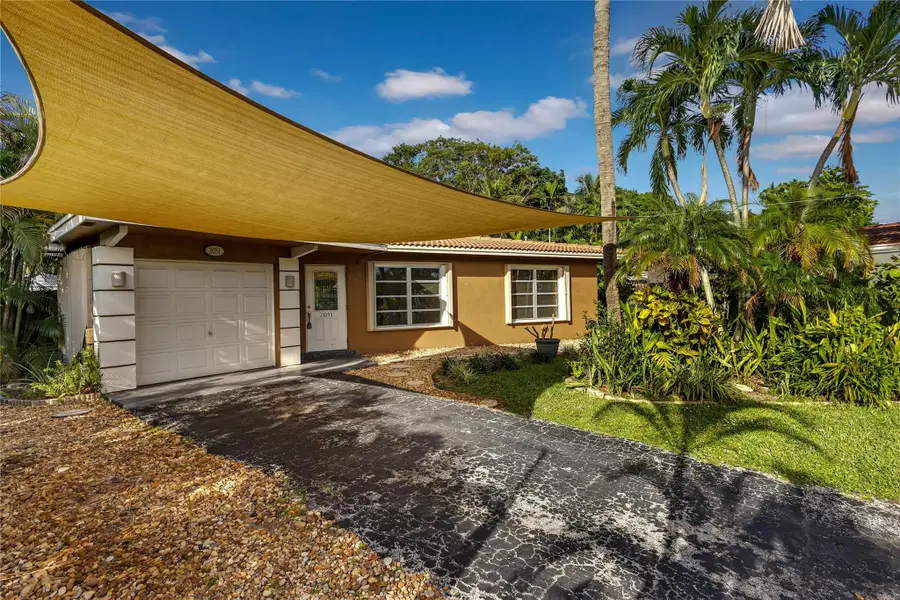 2031 NW 39th Ct, Oakland Park, FL 33309 - Image #2