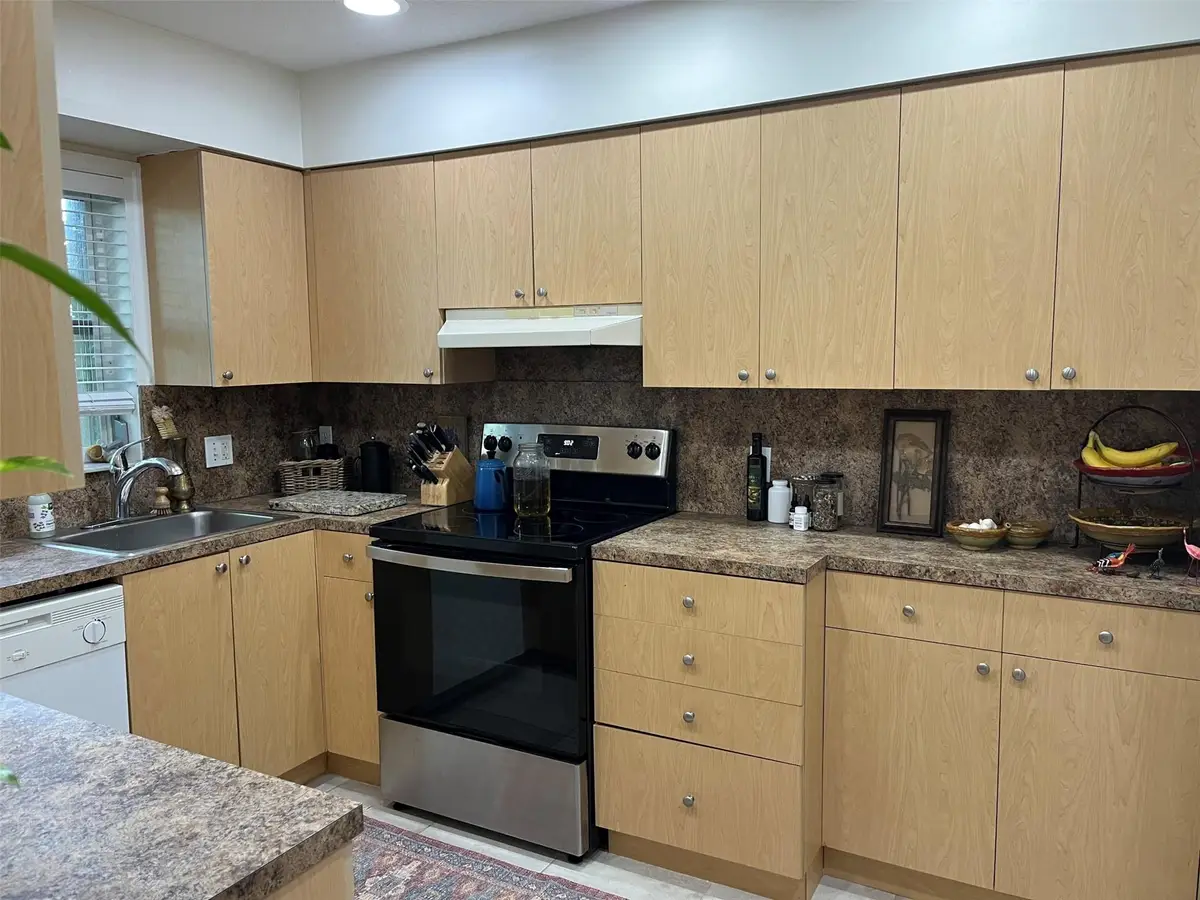 246 Dixie Blvd, Delray Beach, FL 33444 - Image #1