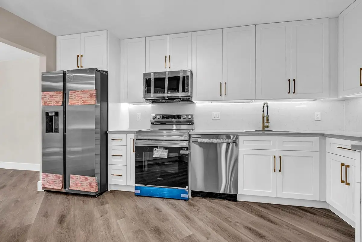 5851 Camino Del Sol #204, Boca Raton, FL 33433 - Image #1