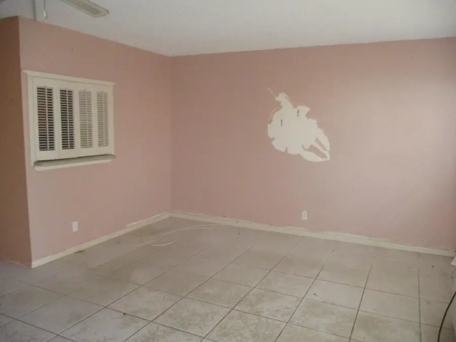 427 Windsor #427, West Palm Beach, FL 33417 - Image #2
