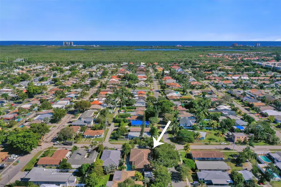49 SE 6th St, Dania Beach, FL 33004 - Image #3