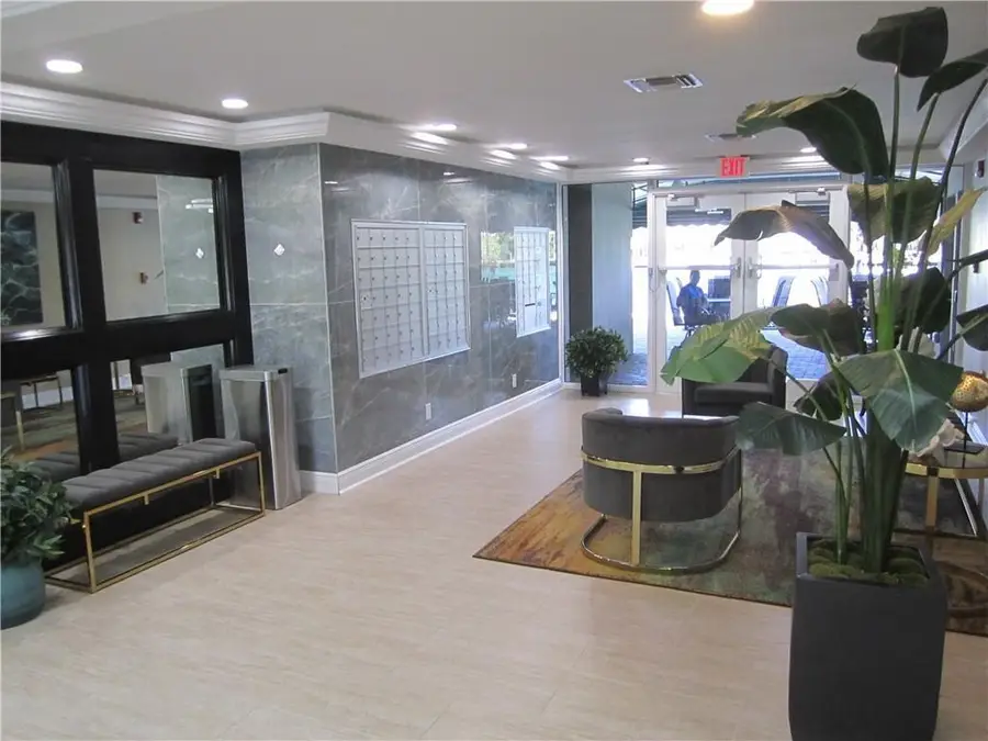 2611 N Riverside Dr #504, Pompano Beach, FL 33062 - Image #2