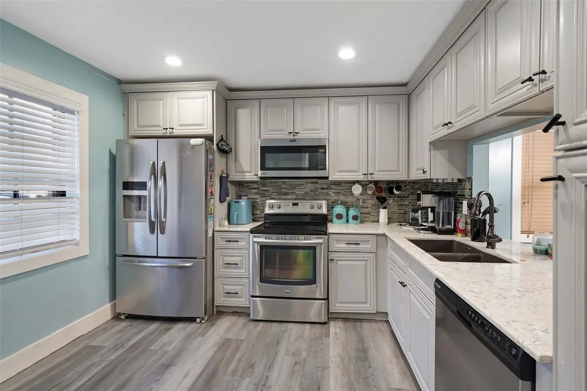 1030 NW 107th Ave #1030, Pembroke Pines, FL 33026 - Image #1