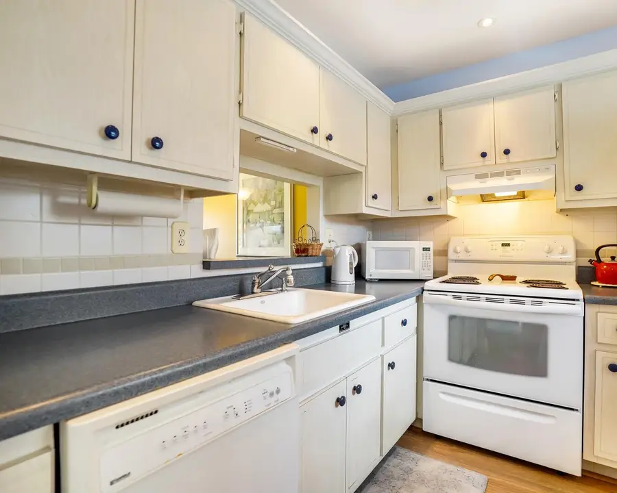 4299 NW 16th St #203, Lauderhill, FL 33313 - Image #2