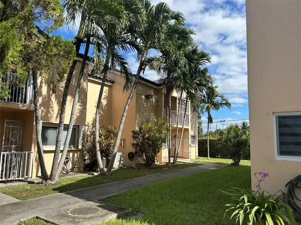 2500 NW 28th St #716, Miami, FL 33142