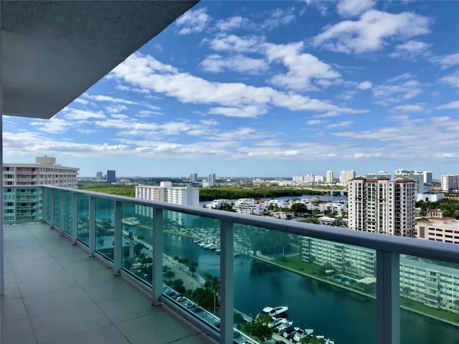 100 Bayview Dr #PH28, Sunny Isles Beach, FL 33160 - Image #2