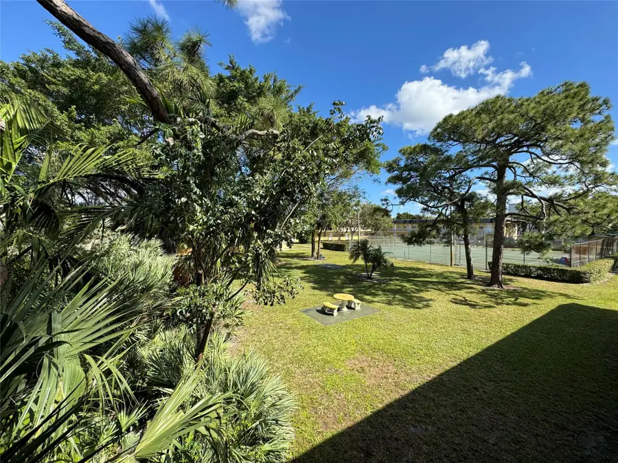 5162 NE 6th Ave #324, Oakland Park, FL 33334 - Image #2