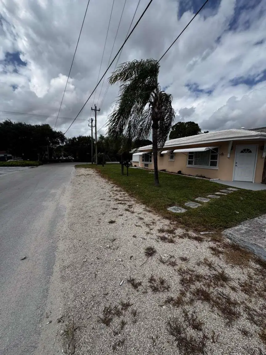 405-407 SE 23rd St, Fort Lauderdale, FL 33316 - Image #2