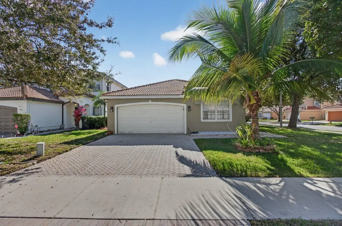 4064 Crescent Creek Drive, Coconut Creek, FL 33073 - Image #1