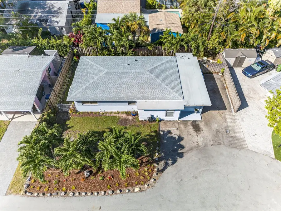 2617 NE 9th Ter, Wilton Manors, FL 33334 - Image #2