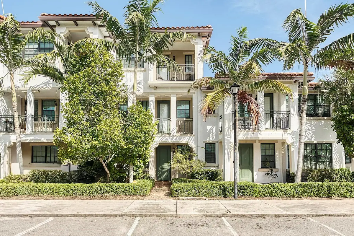 11303 SW 15th St, Pembroke Pines, FL 33025 - Image #1