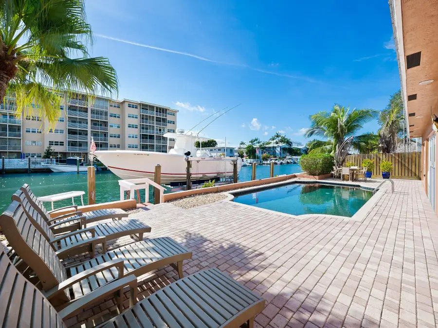 1618 SE 14th St, Fort Lauderdale, FL 33316 - Image #2