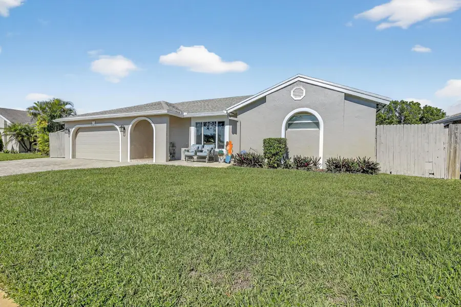 11611 SW 52nd St, Cooper City, FL 33330 - Image #3