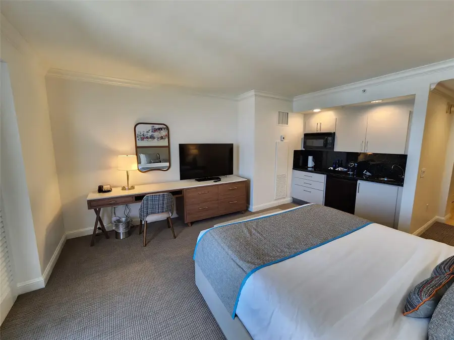 601 N Ft Lauderdale Bch Blvd #1116, Fort Lauderdale, FL 33304 - Image #3