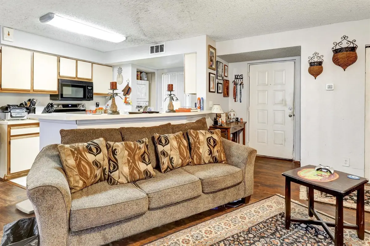 9999 Summerbreeze Dr #1010, Sunrise, FL 33322 - Image #1