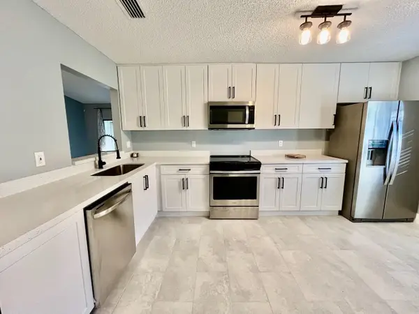 3313 Inverrary Blvd #3313, Lauderhill, FL 33319