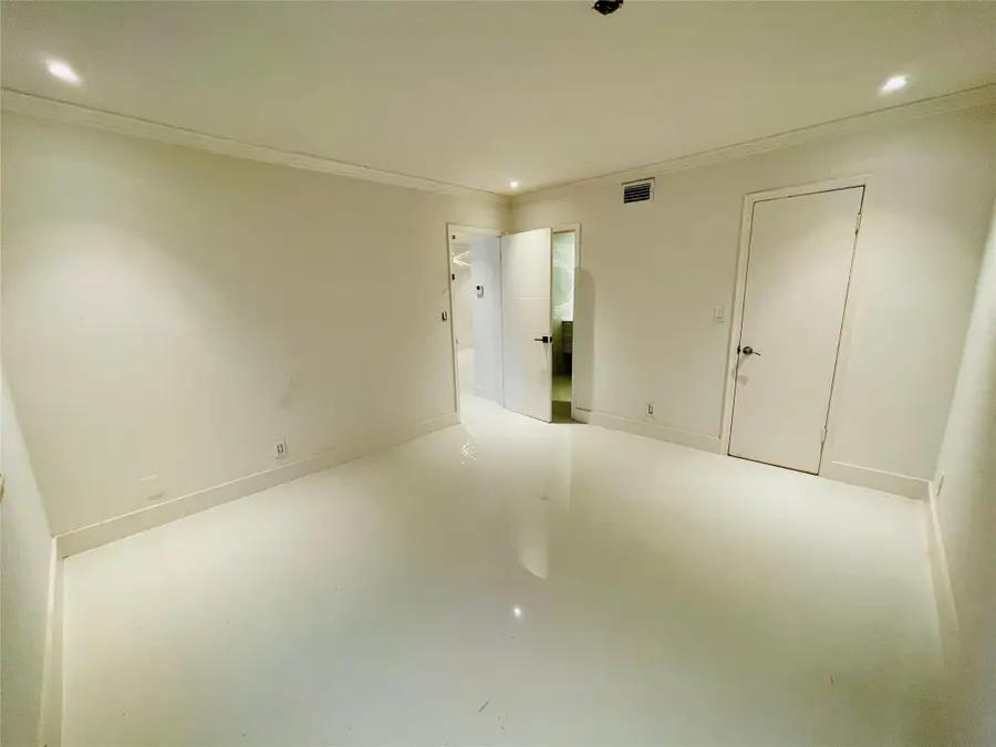 3125 Oakland Shores Dr #203, Fort Lauderdale, FL 33309 - Image #3