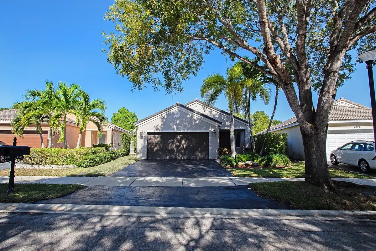 4345 Pine Ridge Ct, Weston, FL 33331 - Image #1