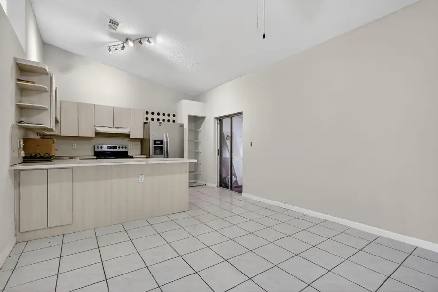 18091 SW 134th Ct, Miami, FL 33177 - Image #2