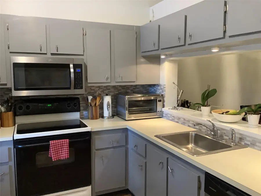 22040 Palms Way #204, Boca Raton, FL 33433 - Image #2