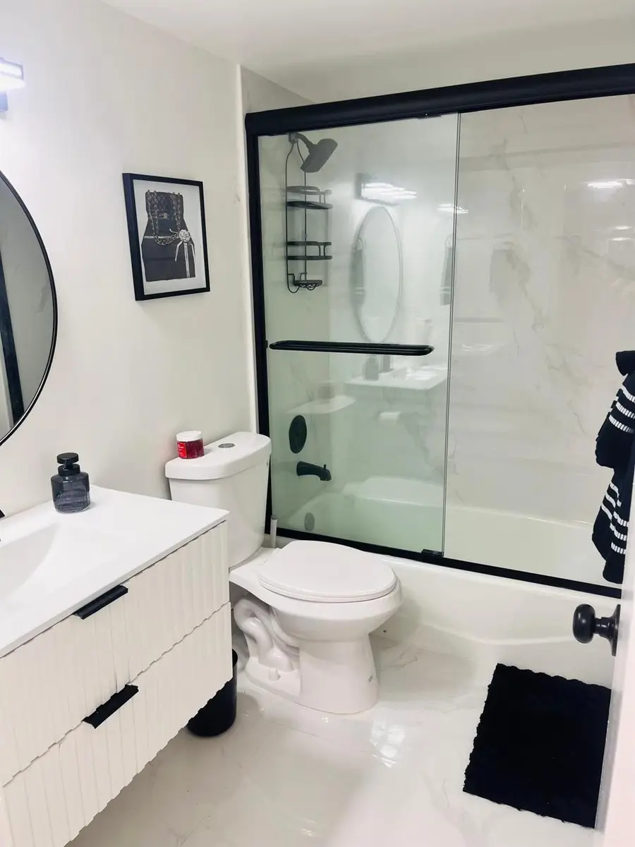 3910 Inverrary Blvd #203B, Lauderhill, FL 33319 - Image #3