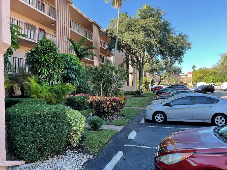 Address Withheld By Seller, Margate, FL 33063 - Image #2