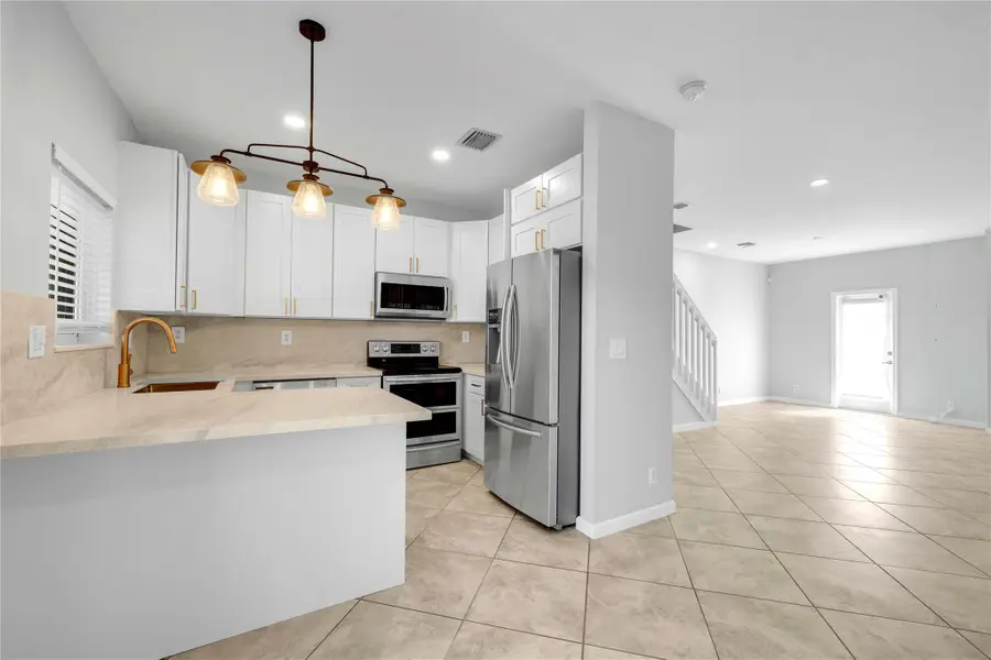 8464 Lagos De Campo Blvd #8464, Tamarac, FL 33321 - Image #2