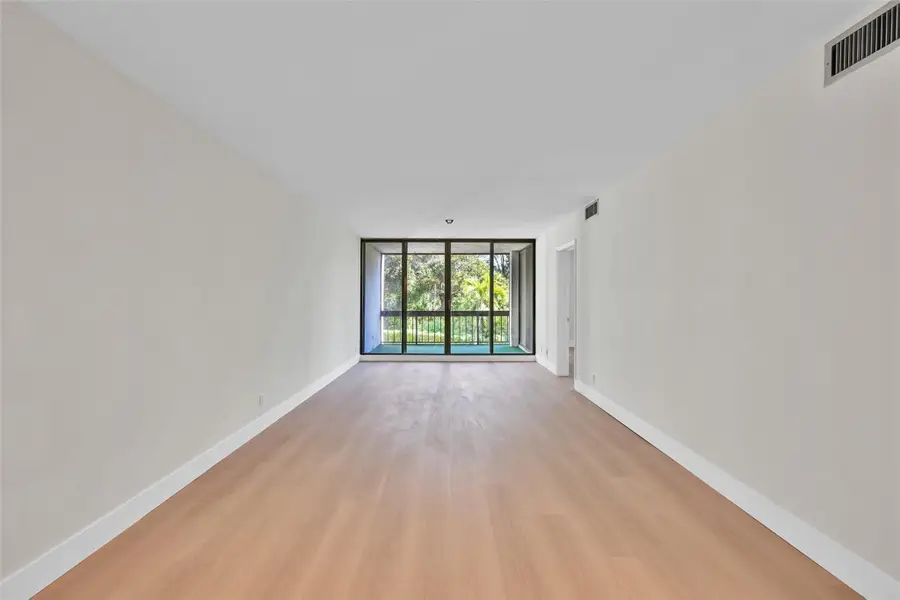 8411 Forest Hills Dr #206, Coral Springs, FL 33065 - Image #2