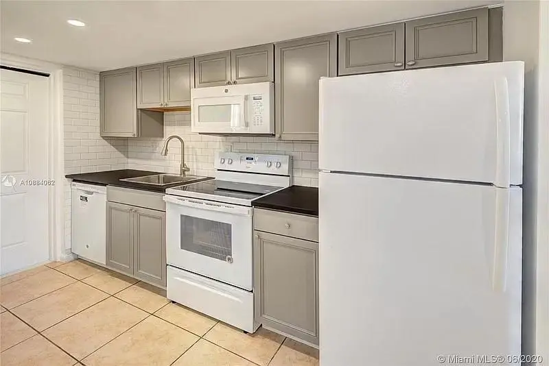 4121 NW 26th St #T14, Lauderhill, FL 33313 - Image #1