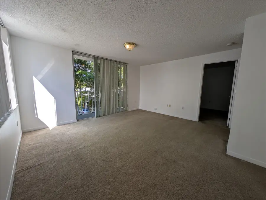 1740 NW North River Dr #329, Miami, FL 33125 - Image #2